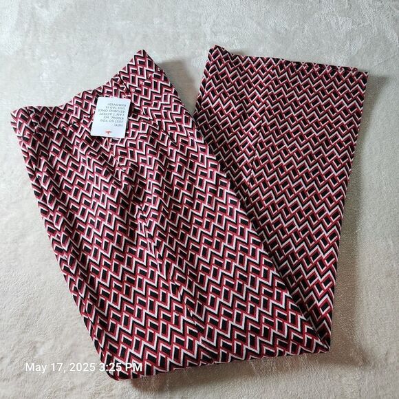 ASOS Pants - Asos Design Women's Pants Sz 6 Red Black Geometric Pattern Flare Bottom Stretch